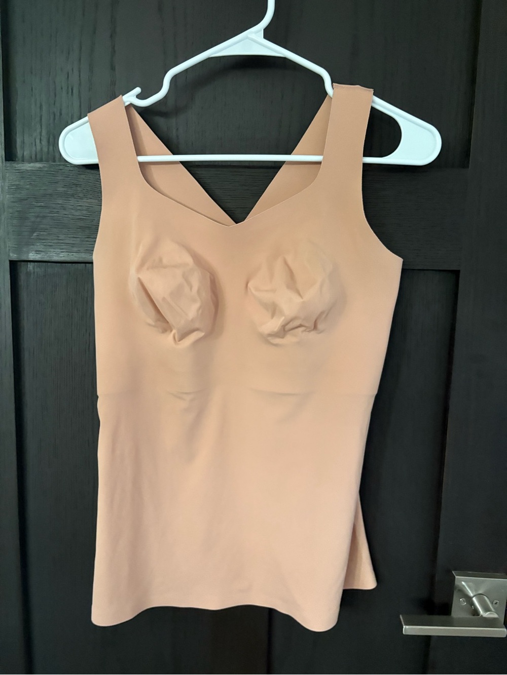 Evelyn and Bobbie defy bra tank in Himalayan Salt